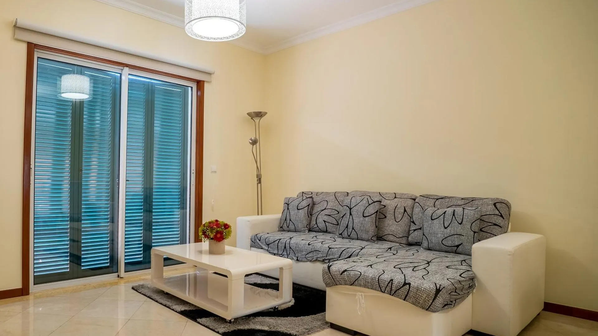 Forum Madeira Ajuda Apartment Funchal  Portugalia