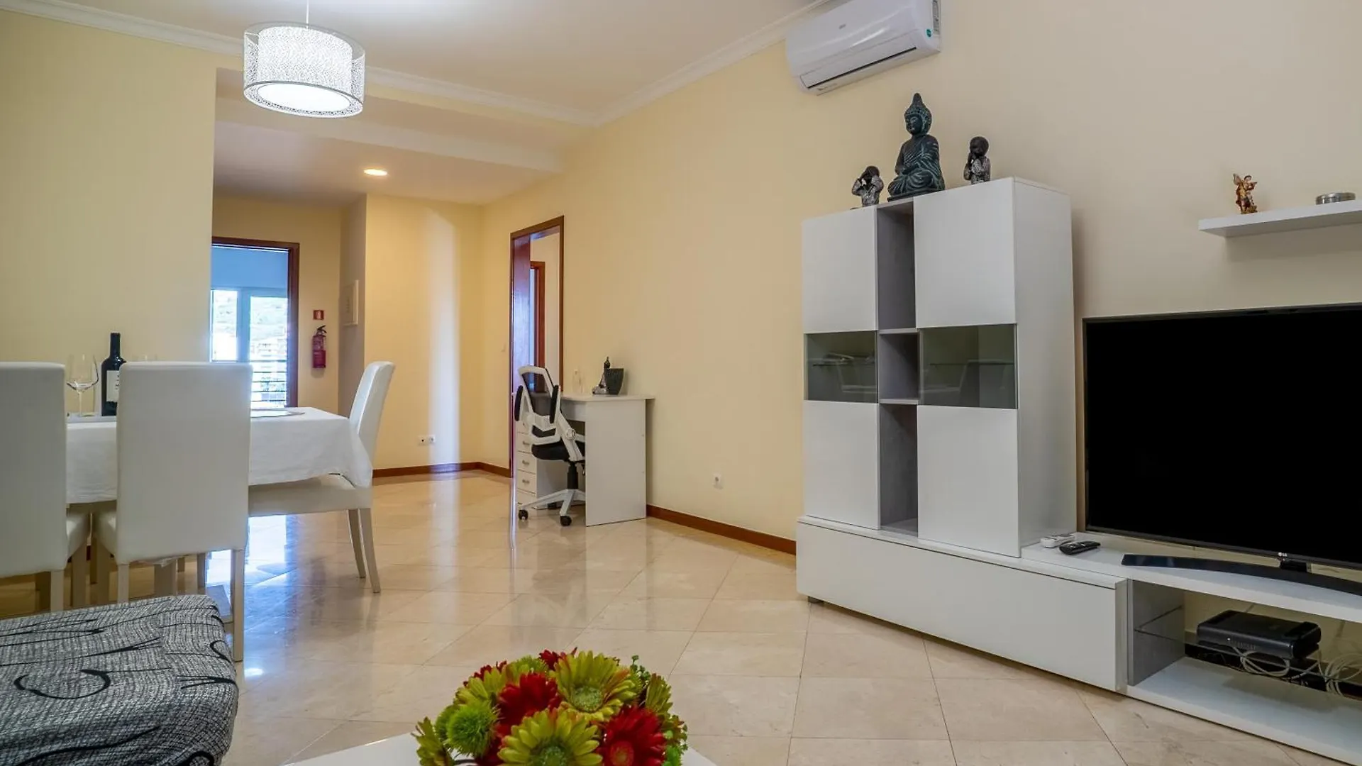 Forum Madeira Ajuda Apartment Funchal  Funchal (Madeira)