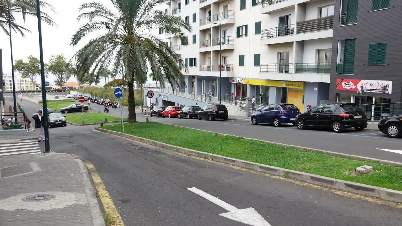Forum Madeira Ajuda Apartment Funchal  Portugalia