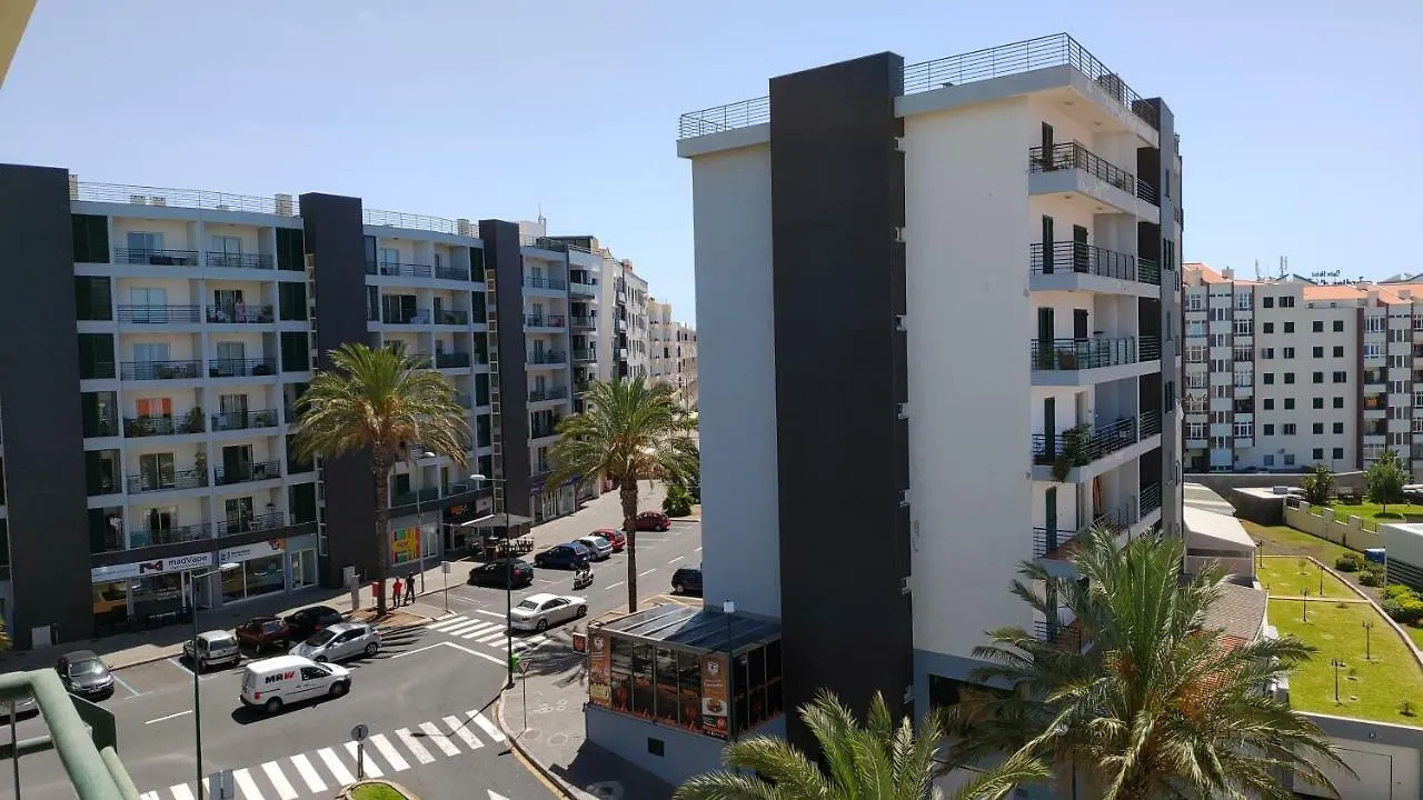Forum Madeira Ajuda Apartment Funchal  Portugalia